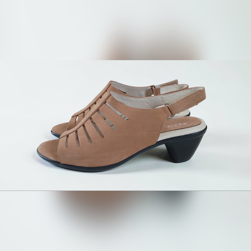 David Tate Tan Leather Cutout Slingback Low Heel Comfort Sandals, Women's 10 WW